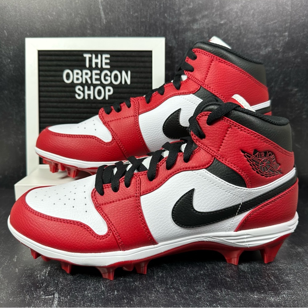 AIR JORDAN 1 MID TD CHICAGO MENS FOOTBALL CLEATS SIZE 10 LEATHER WHITE RED BLACK
